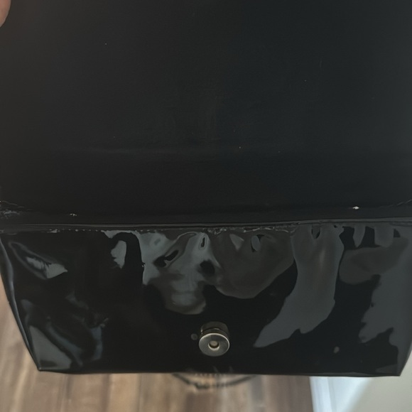 Chanel Black Patent Leather Makeup Clutch - Picture 4 of 5